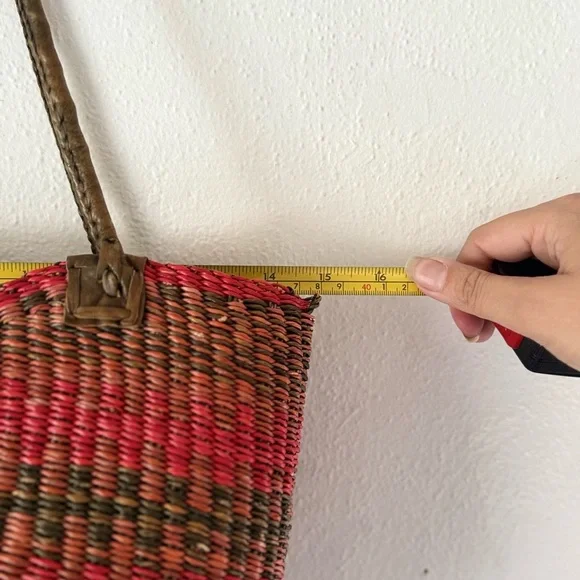 Vintage Handwoven Straw and Leather Pink and Brown Tote Bag - Picture 5 of 10